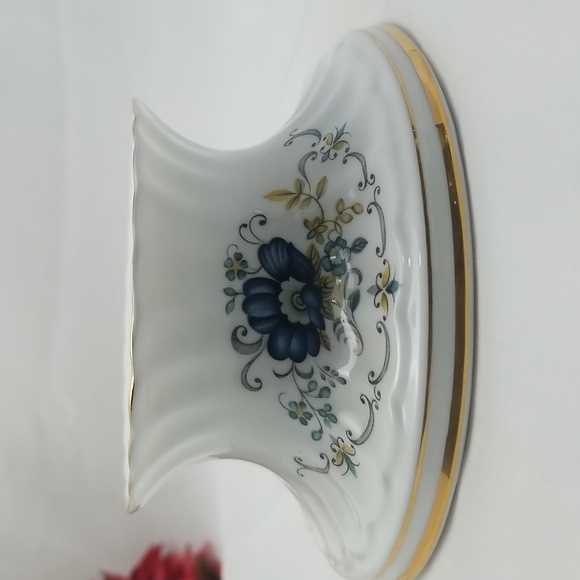 Royal Tara Irish Fine Bone China Blue Corn Flower Pillar Candle Holder - Picture 10 of 13